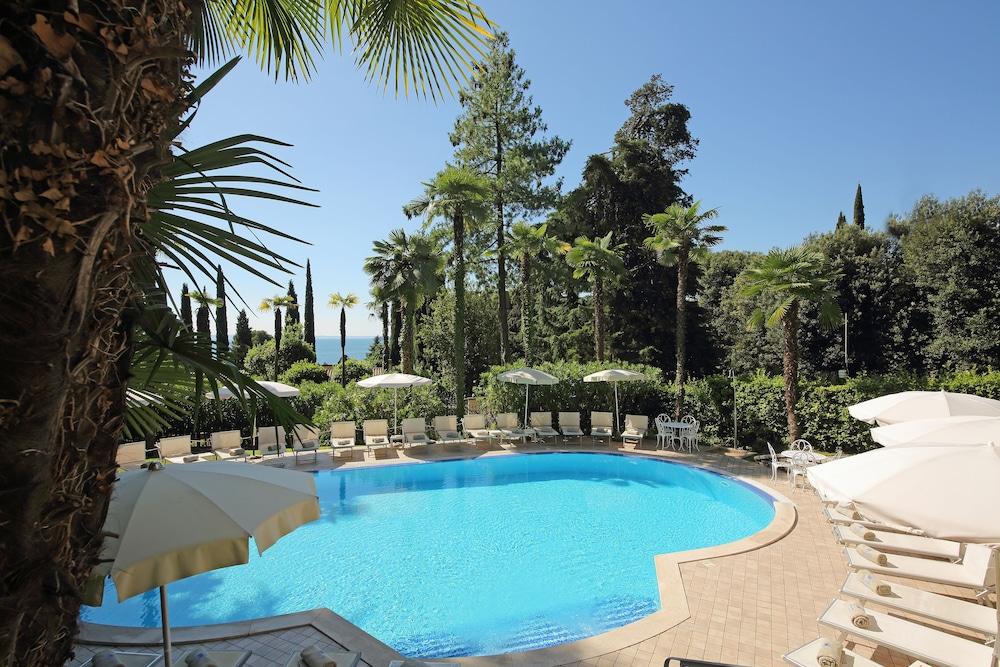 Villa Sofia Hotel Gardone Riviera Exterior foto