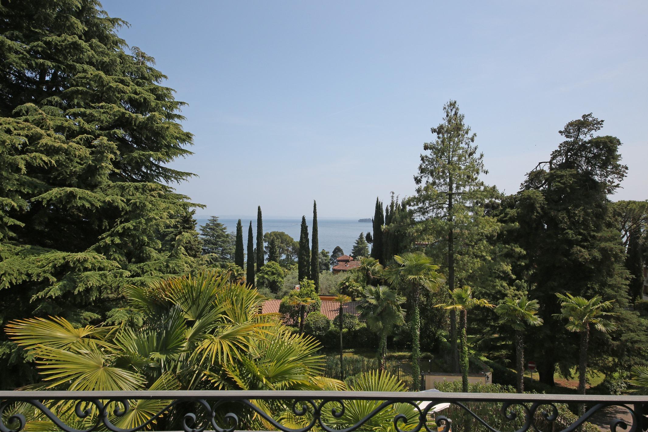 Villa Sofia Hotel Gardone Riviera Exterior foto